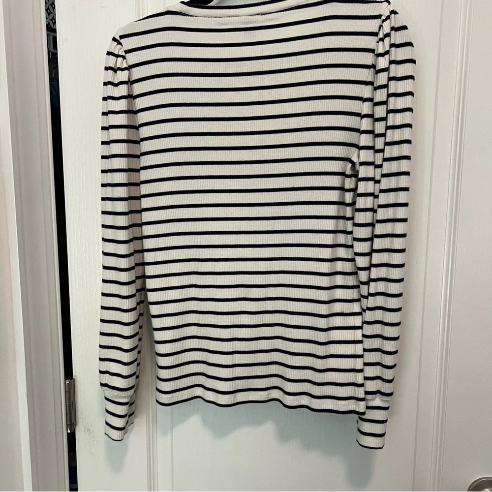 J. Crew Women's Striped navy blue White Top puffy sleeves size medium French